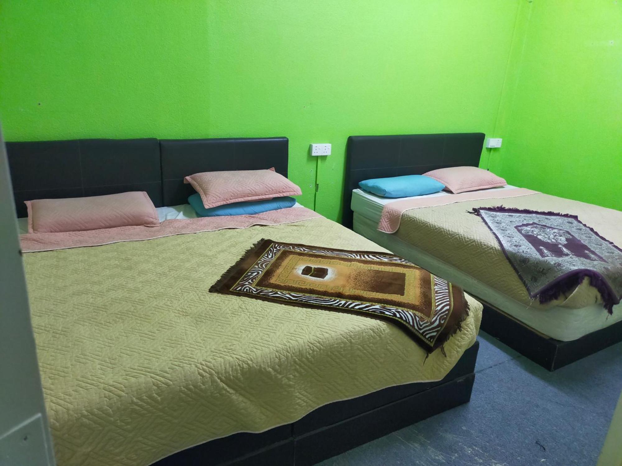 Netasha Holiday Inn Tanah Rata Exterior photo